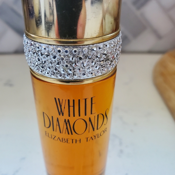 White Diamonds Elizabeth Taylor - Picture 3 of 3